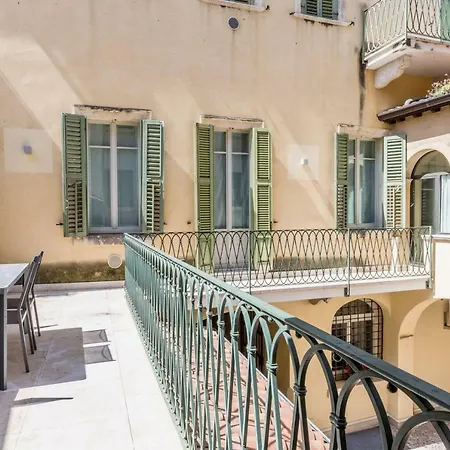 Apartment Palazzo Cavalli Pasquini Verona